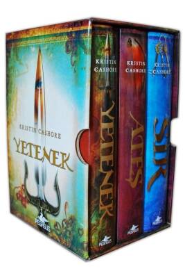 Yedi Krallık Üçlemesi Seti (Yetenek-Ateş-Sır) (Kutulu) - 1